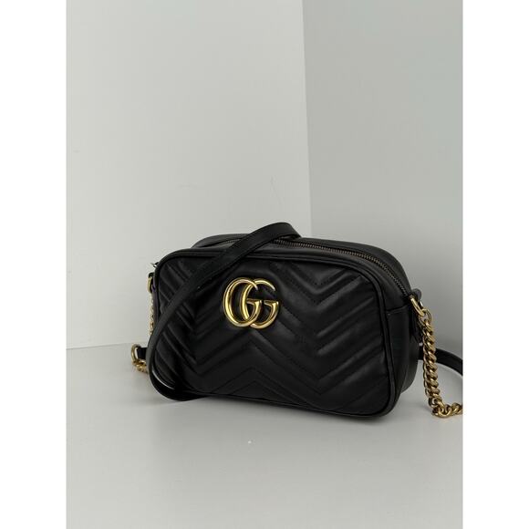 Gucci GG Marmont Quilted Crossbody Mini Black Leather Women's Shoulder Bag - Picture 1 of 16